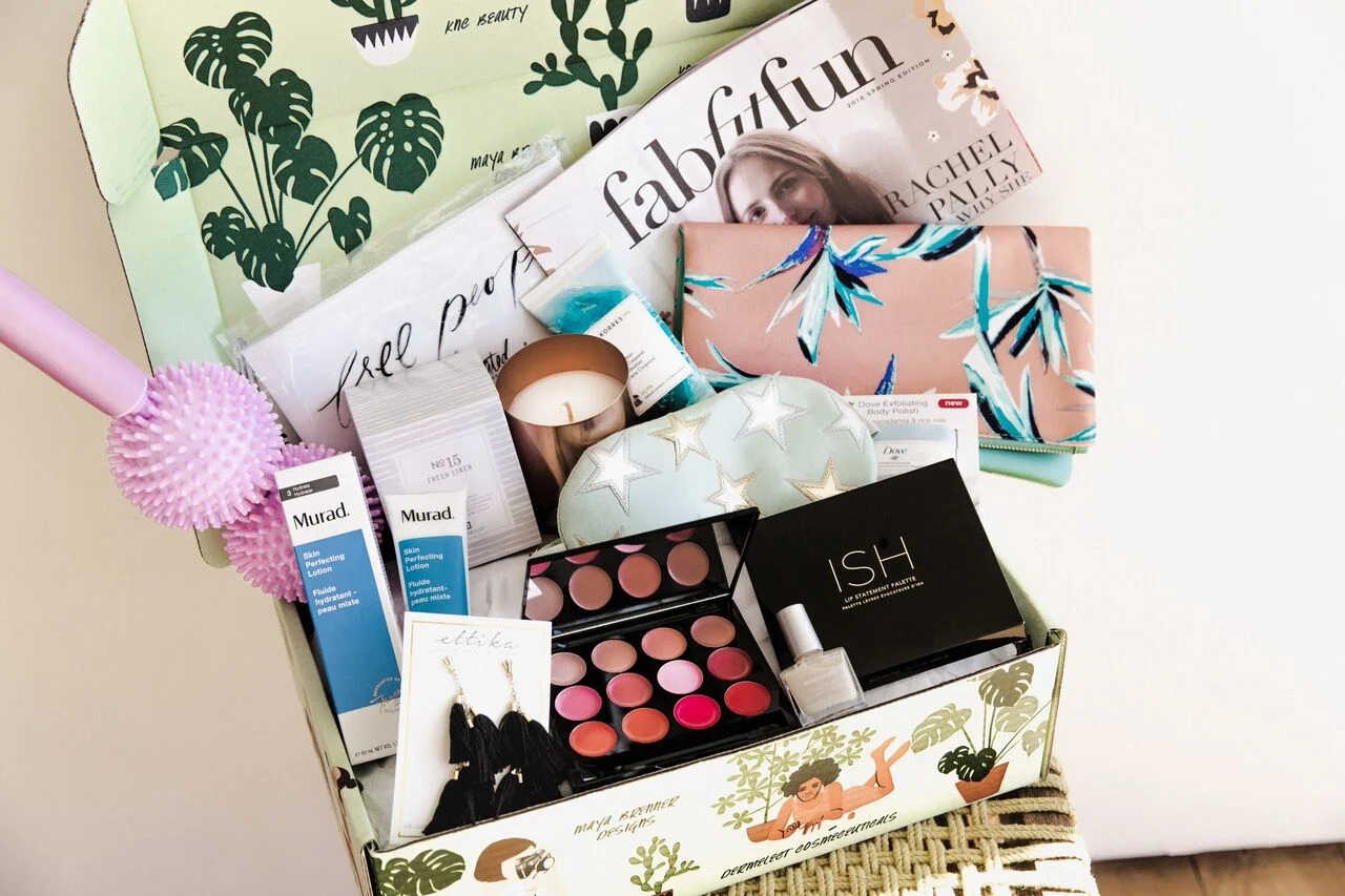 Fabfitfun Spring Box 2018 Free People X Understated Starry Eyed Travel Eye Mask My Travelling Backpack