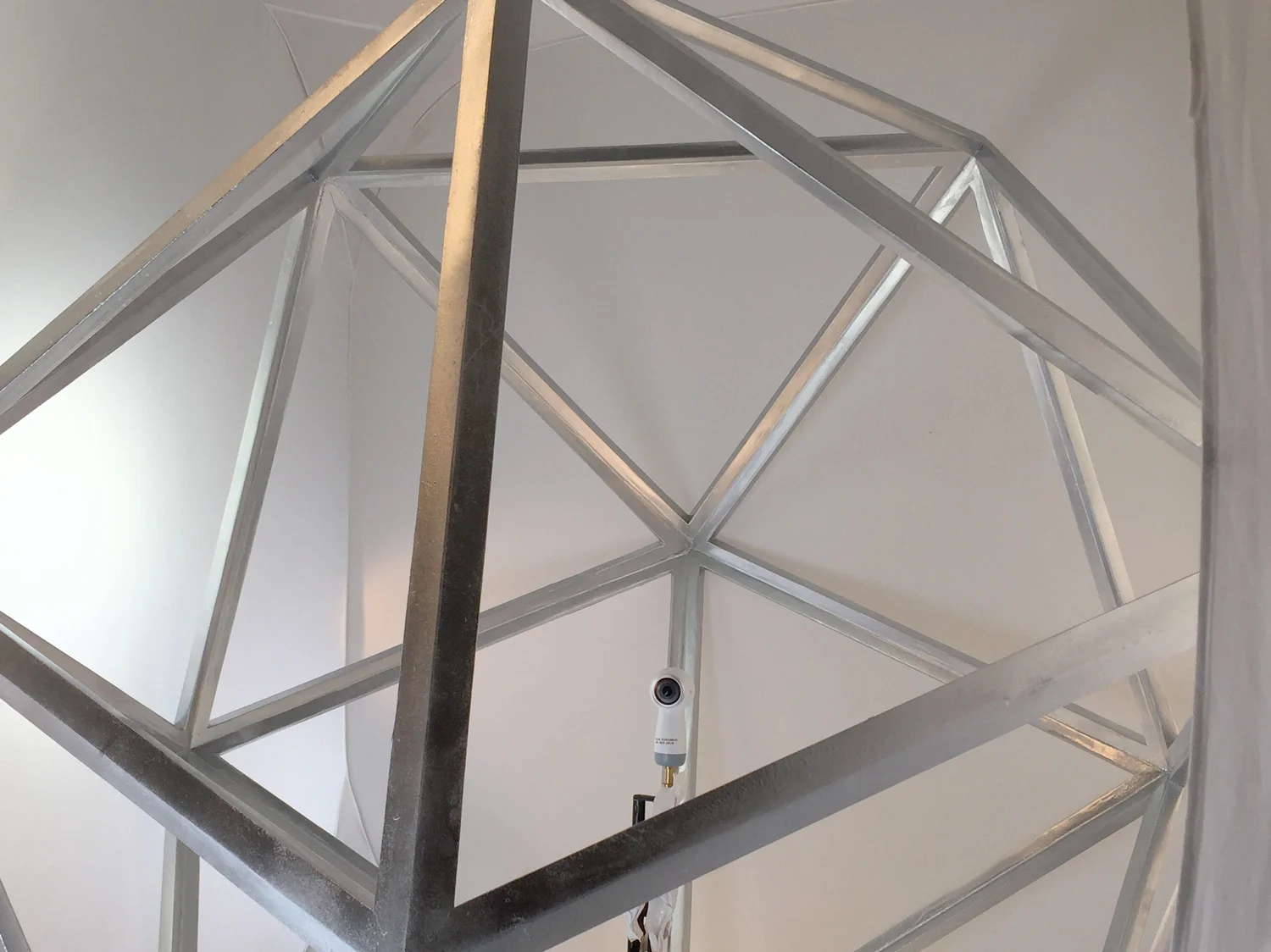 shooting_Icosahedron_2.jpg
