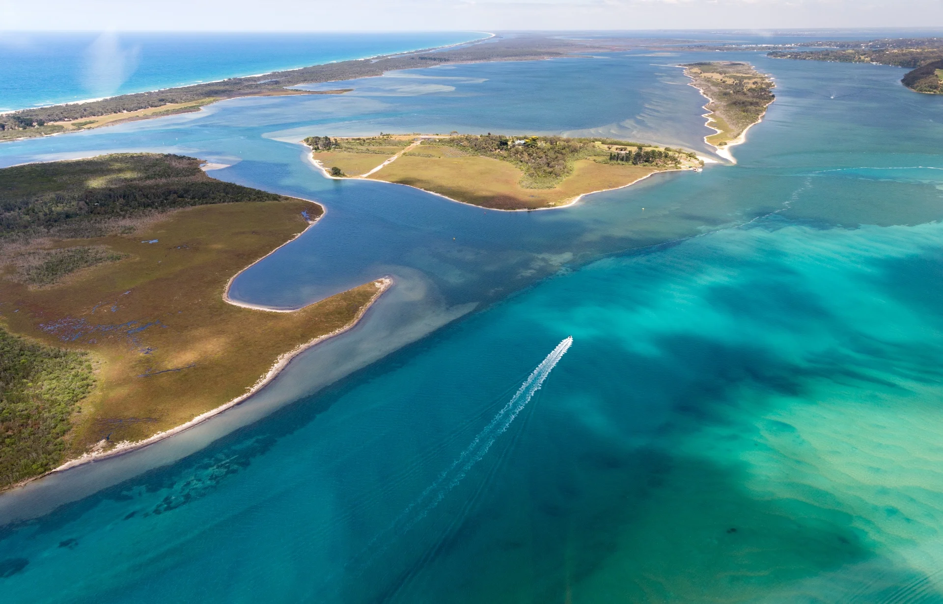 AerialLakesEntrance1.1-hero.jpg