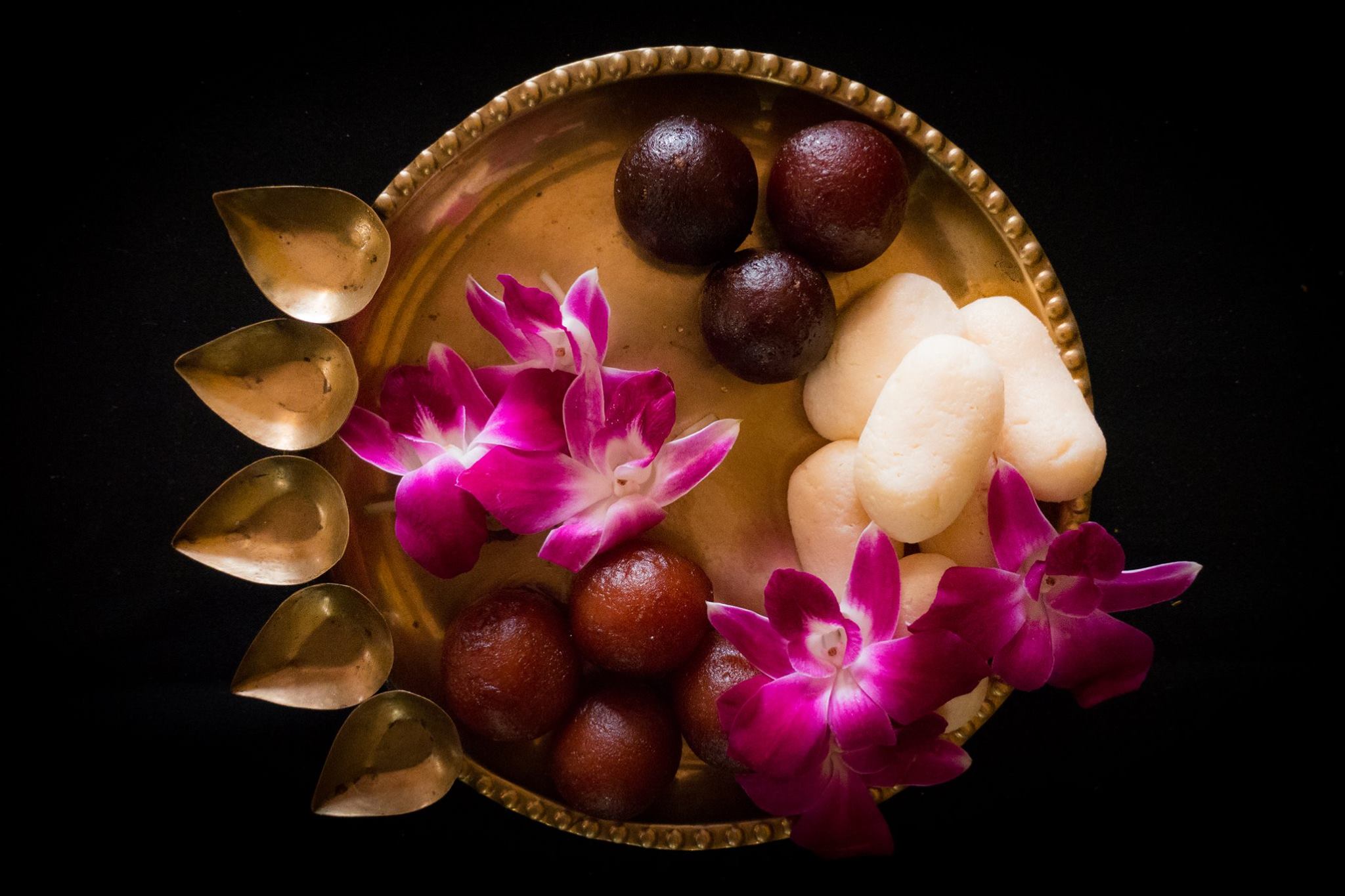 Gulab Jamun plate.jpg