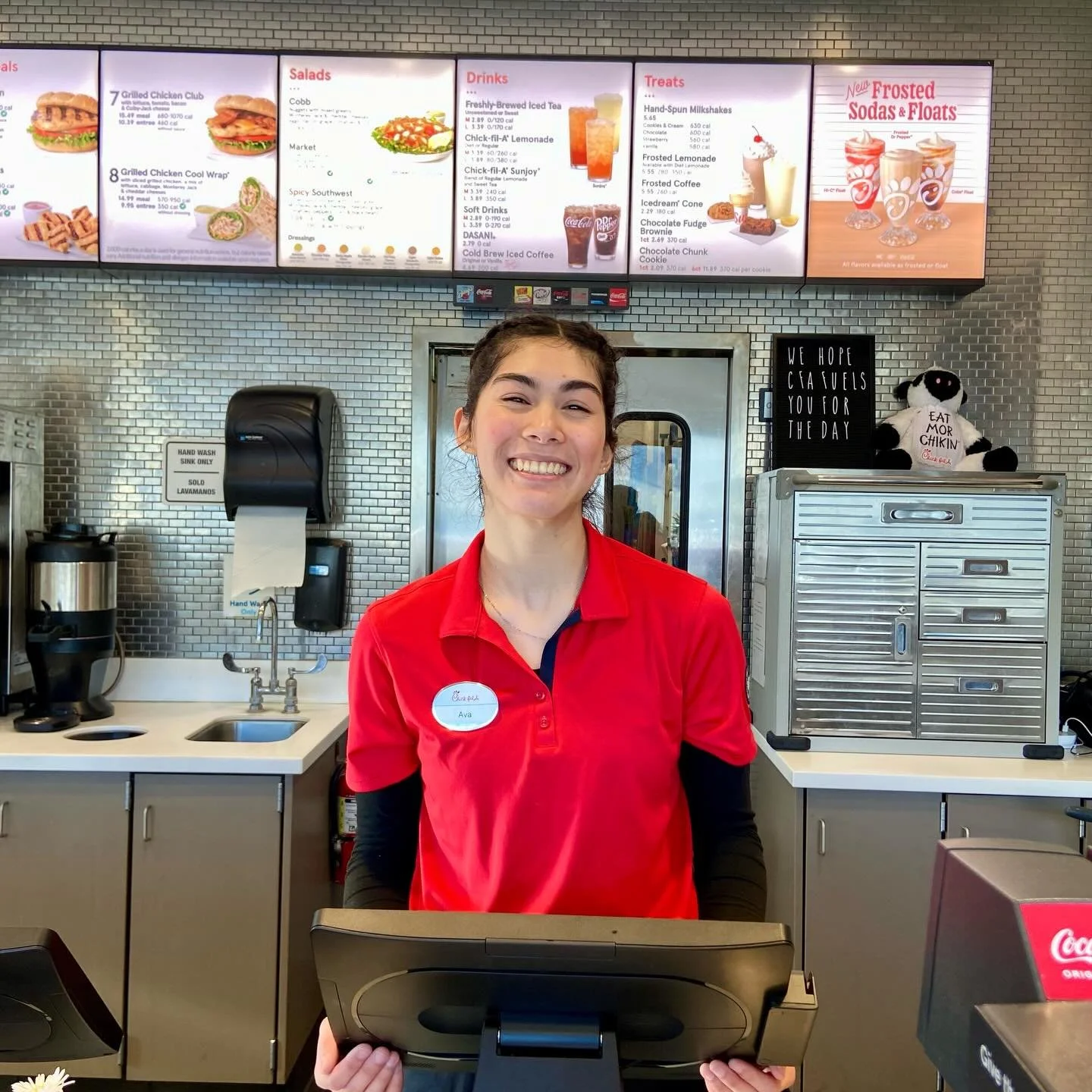 Need fundraising for your organization, school, or event? Choose Chick-fil-A for a Dine-Out Night! Join us in store, and receive a donation up to 20% back for your org!