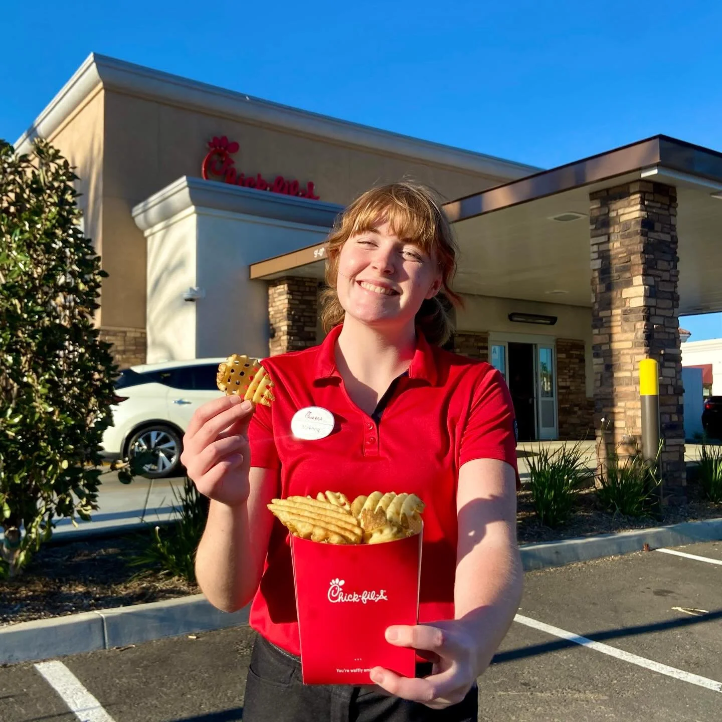 Happy Fry-day! Visit us this weekend for some hot and crispy Waffle Fries! 🍟