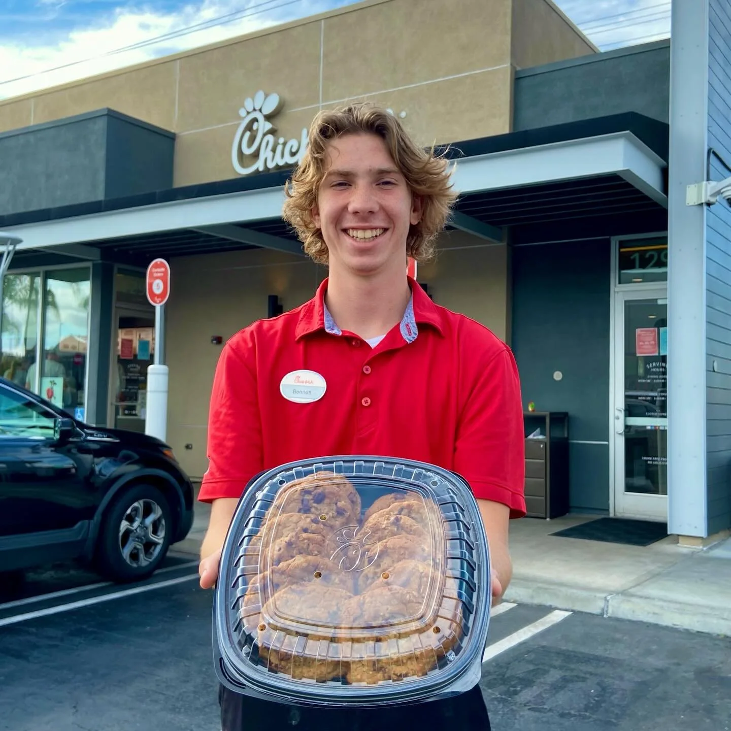 We have all the catering options you could imagine! Order on the app, online, or give our store a call Chick-fil-A Escondido on Auto Parkway to place an order for your event, party, office meeting, or team dinner today!