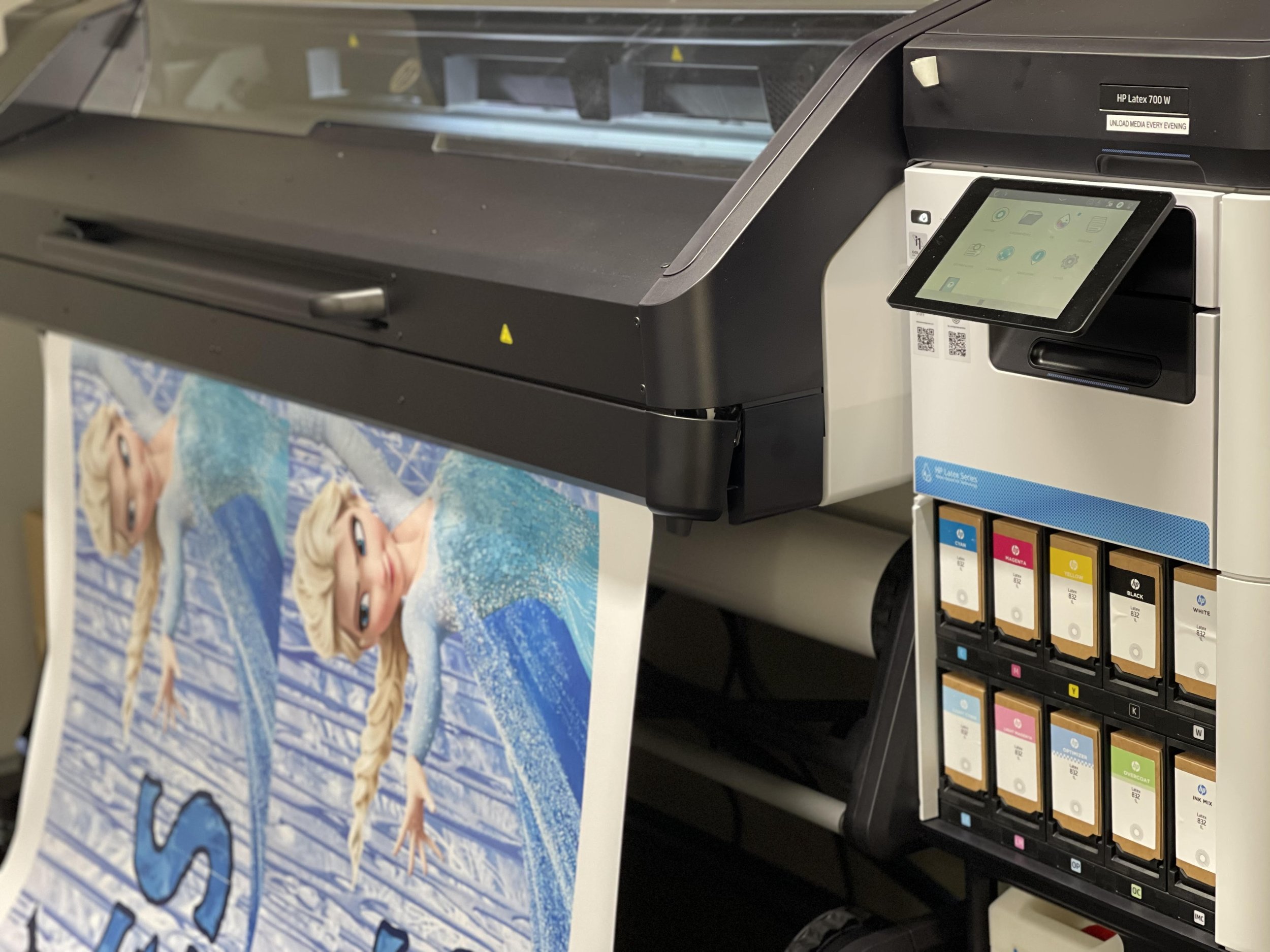 Services — TRIMLINE Signs