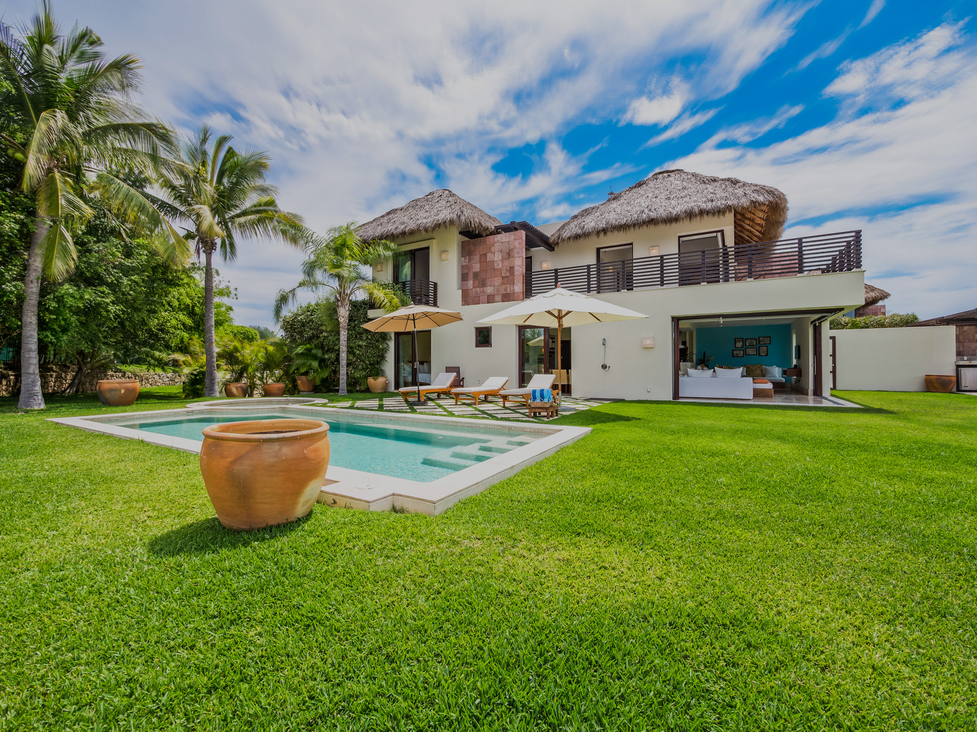 Zen Casita 9<strong>Enjoys the best corner location in this gated community. Just a stones throw from the beach, get ready for a luxury holiday filled with sun, sand, and color!</strong>