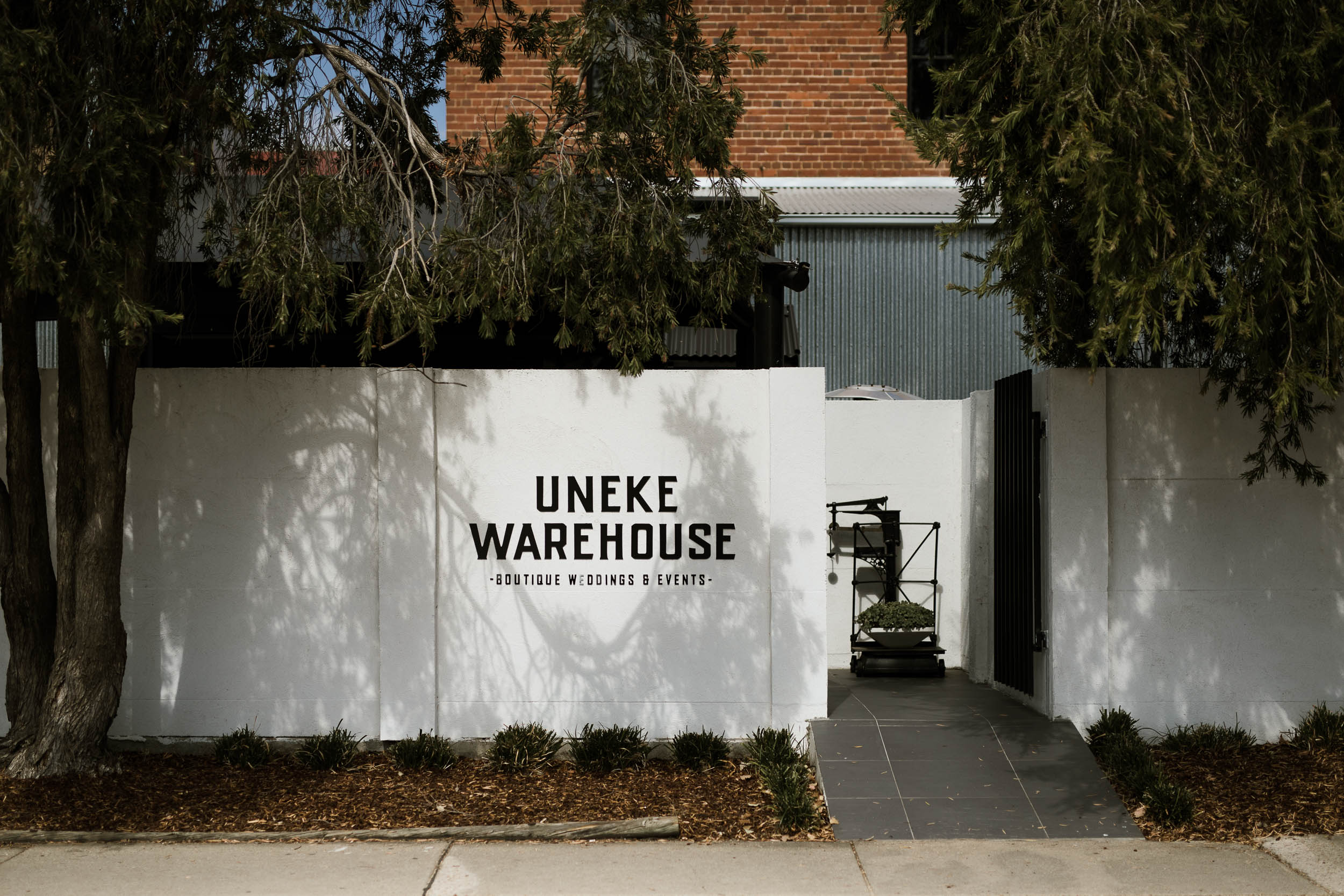 Uneke Warehouse_3I7A0193_DIGITAL.jpg