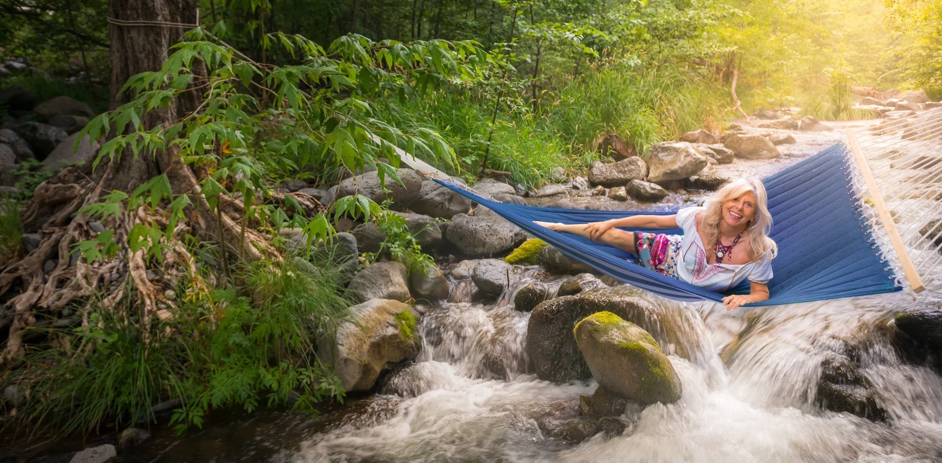rhianne+in+hammock+over+creek.jpg