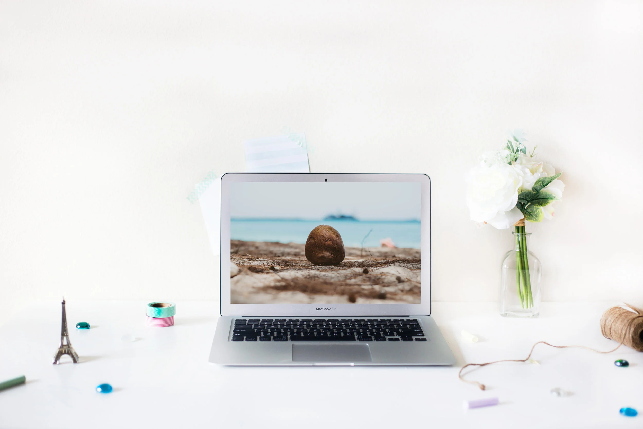 Styled_MacBook_Desktop_Mockup.jpg