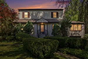 Just Listed in Colmar PA 2206 Lenhart Rd