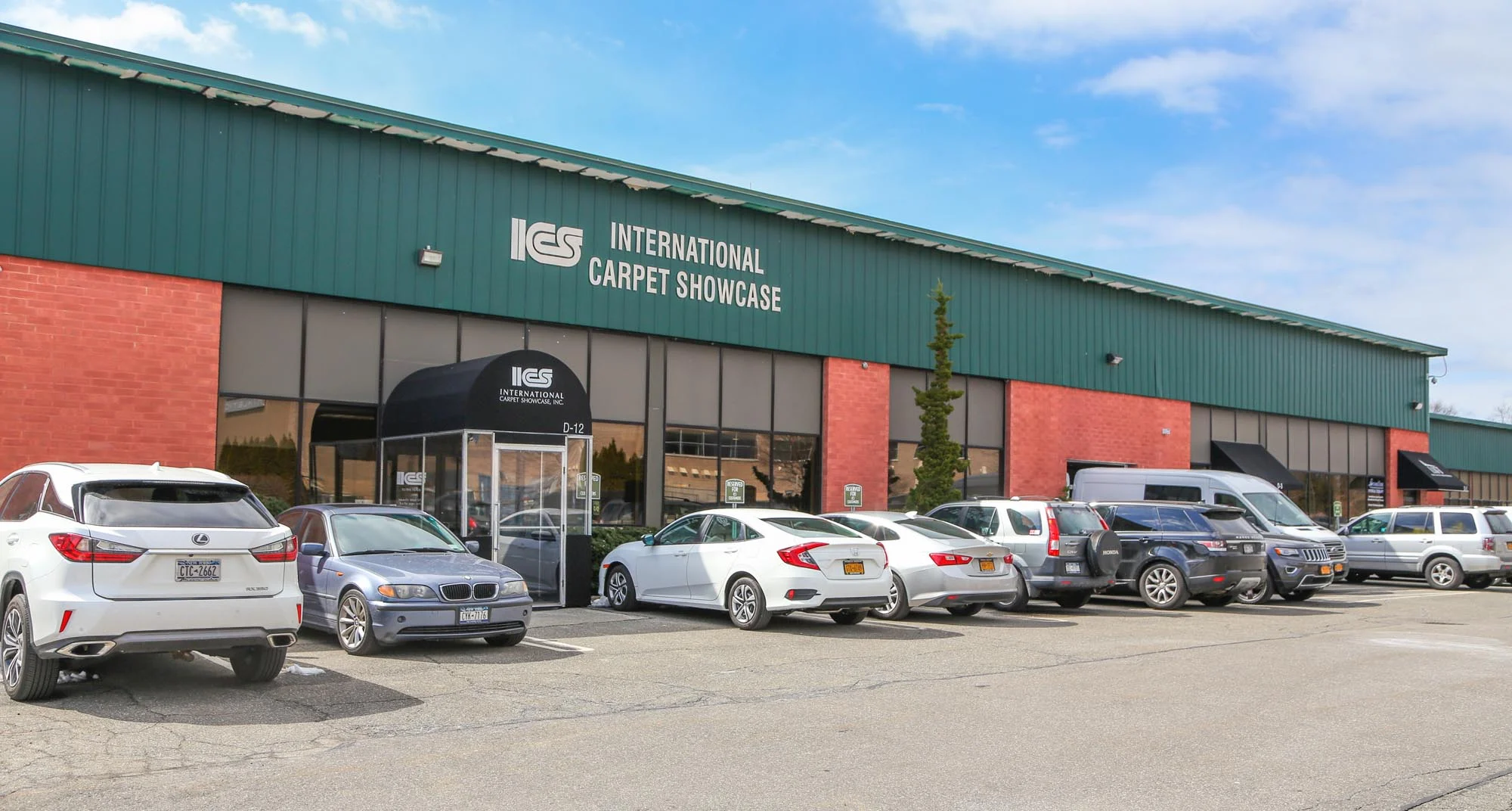 Building front of International Carpet Showcase
