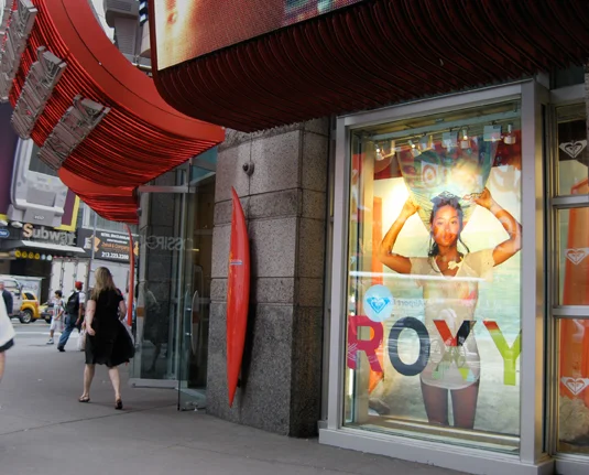 Roxy / Quicksilver | Exterior Store Signage