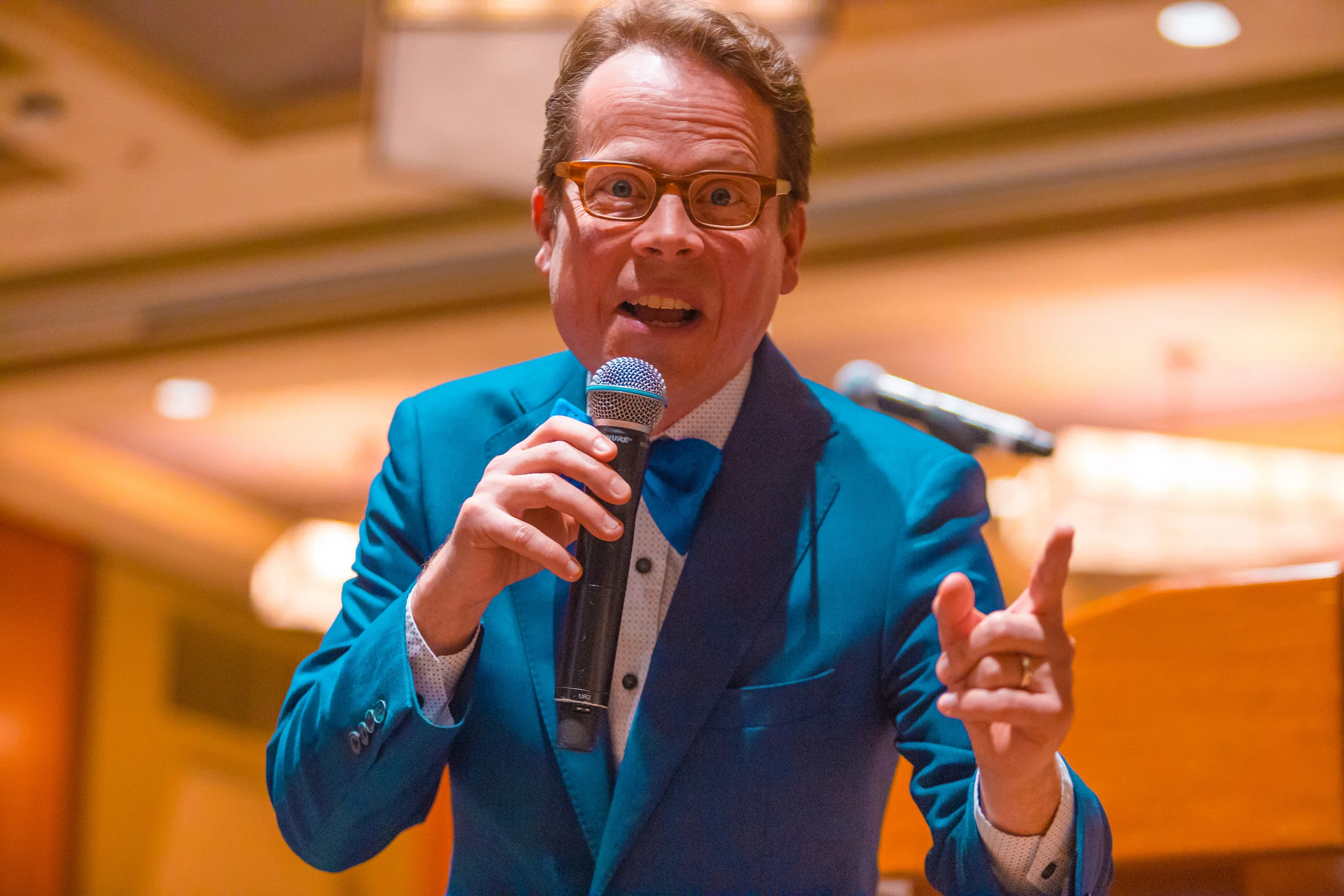 2019-03-09_PILF_8173_auctioneer_4.jpg