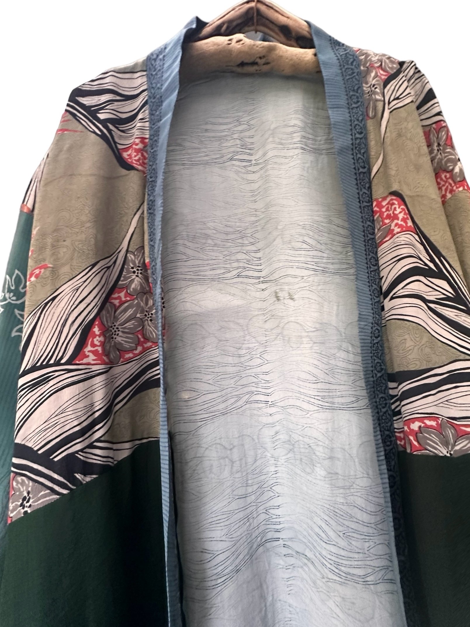 Facetune_10-04-2024-01-23-49.jpeg