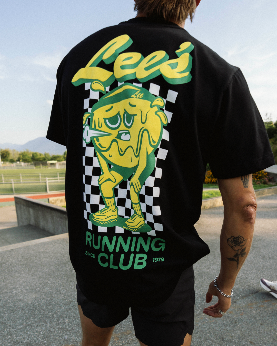 RUNCLUB-SHIRT-BLK.png