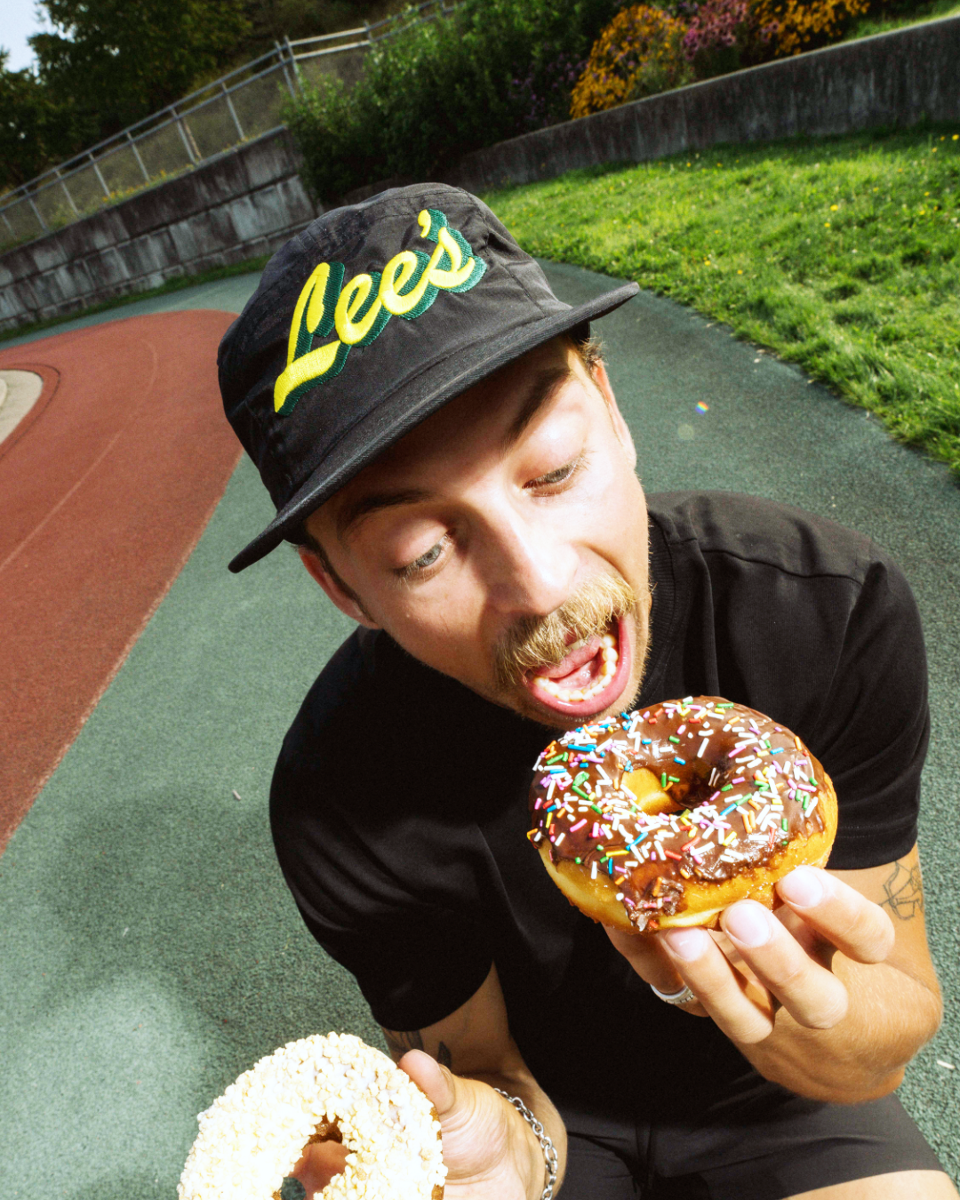 RUNCLUB-CAP-BLK.png