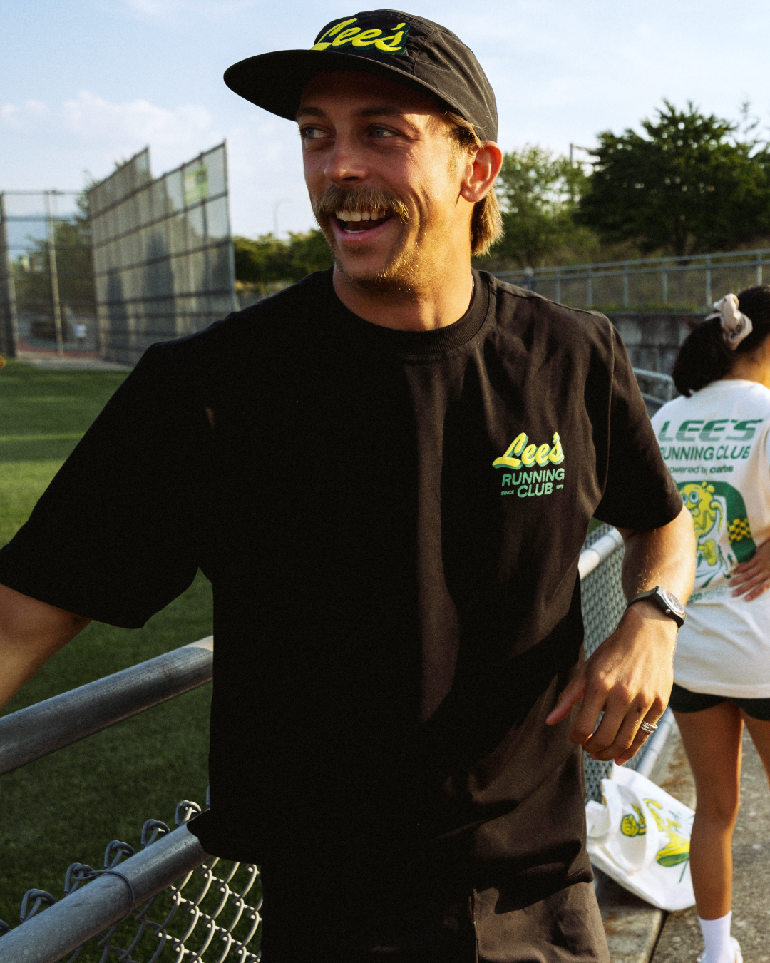 RUNCLUB-SHIRT-BLK2.png