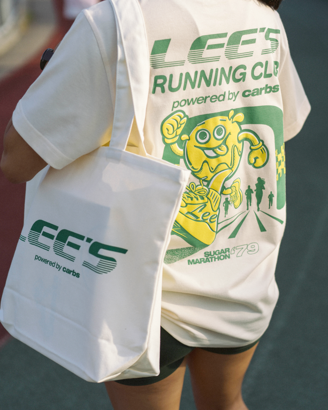RUNCLUB-TOTE-WHT.png