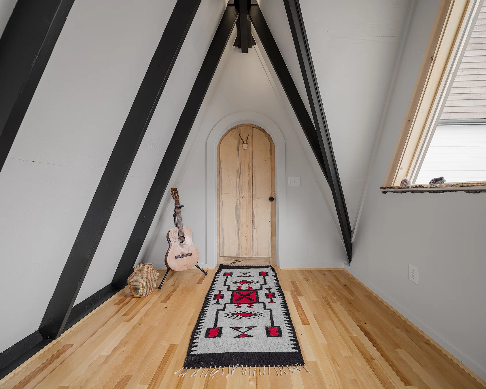 005cabin.jpg