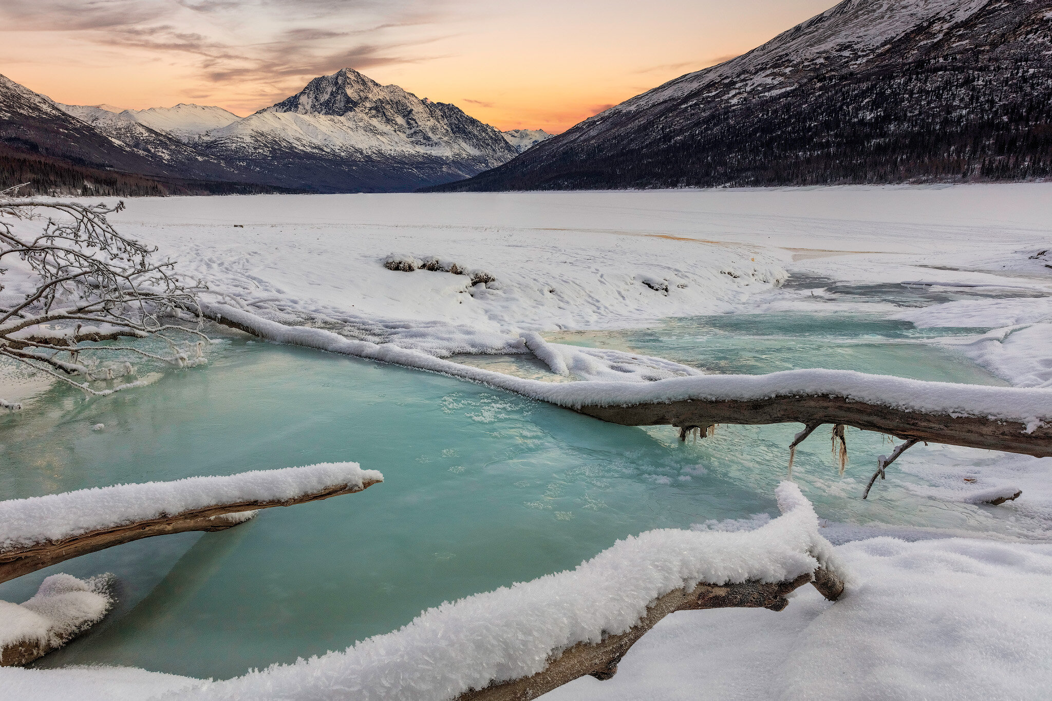 Eklutna_Lake.jpg