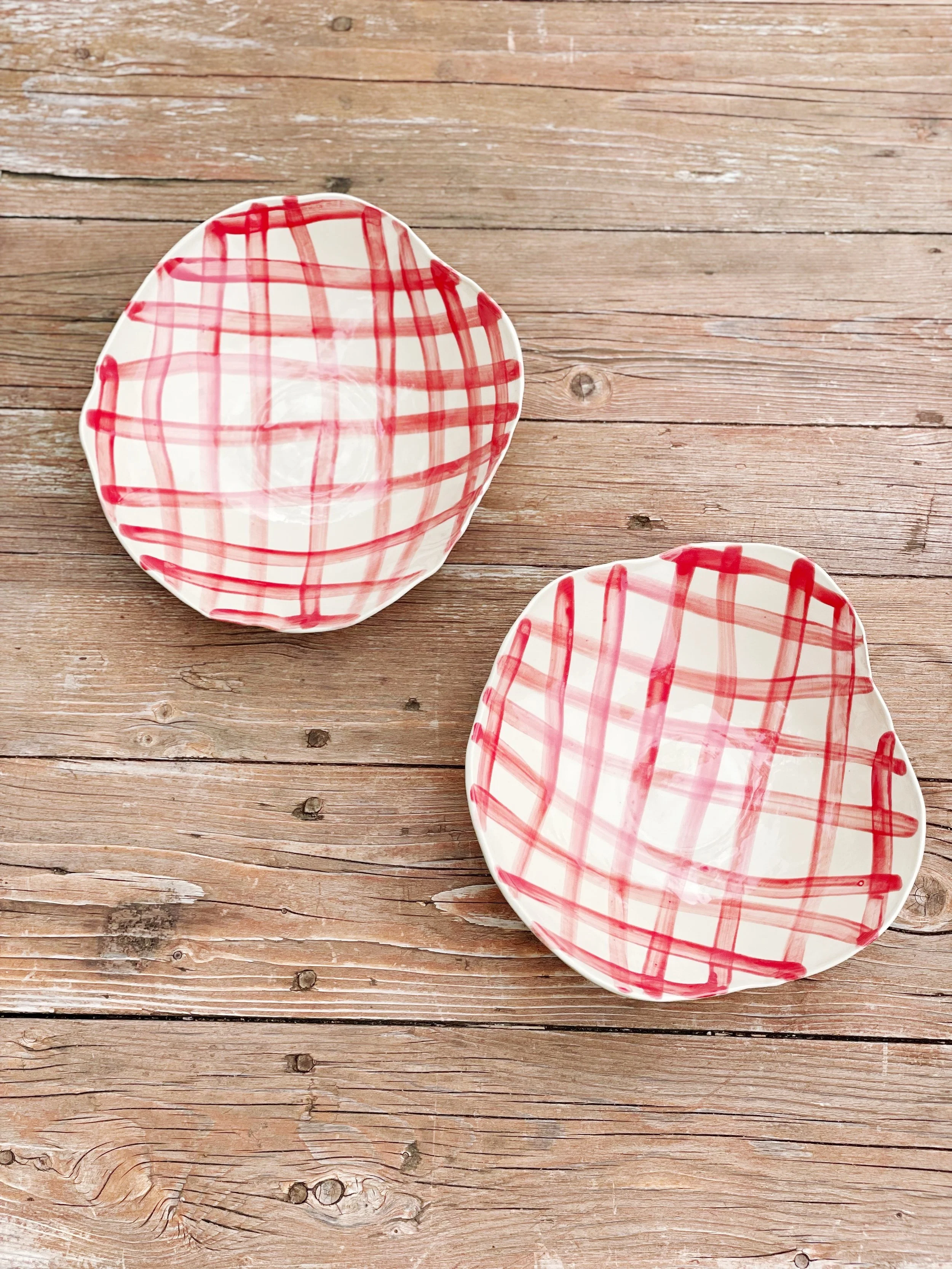 tablecloth pasta bowl