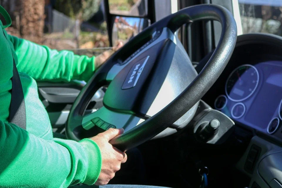 Becoming A Safer Truck Driver