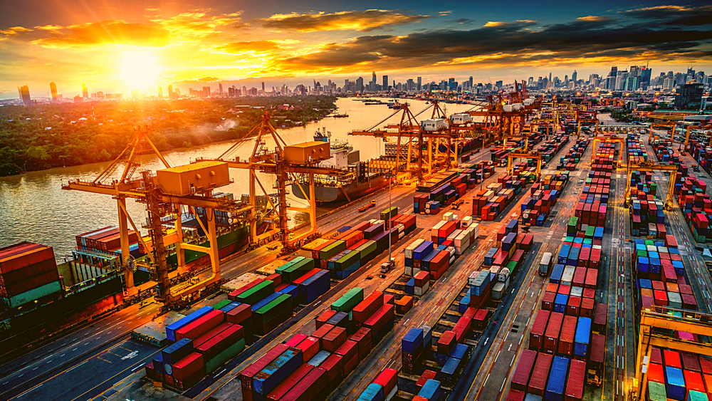 From Shipper to Receiver: A Comprehensive Look at Your Freight Journey