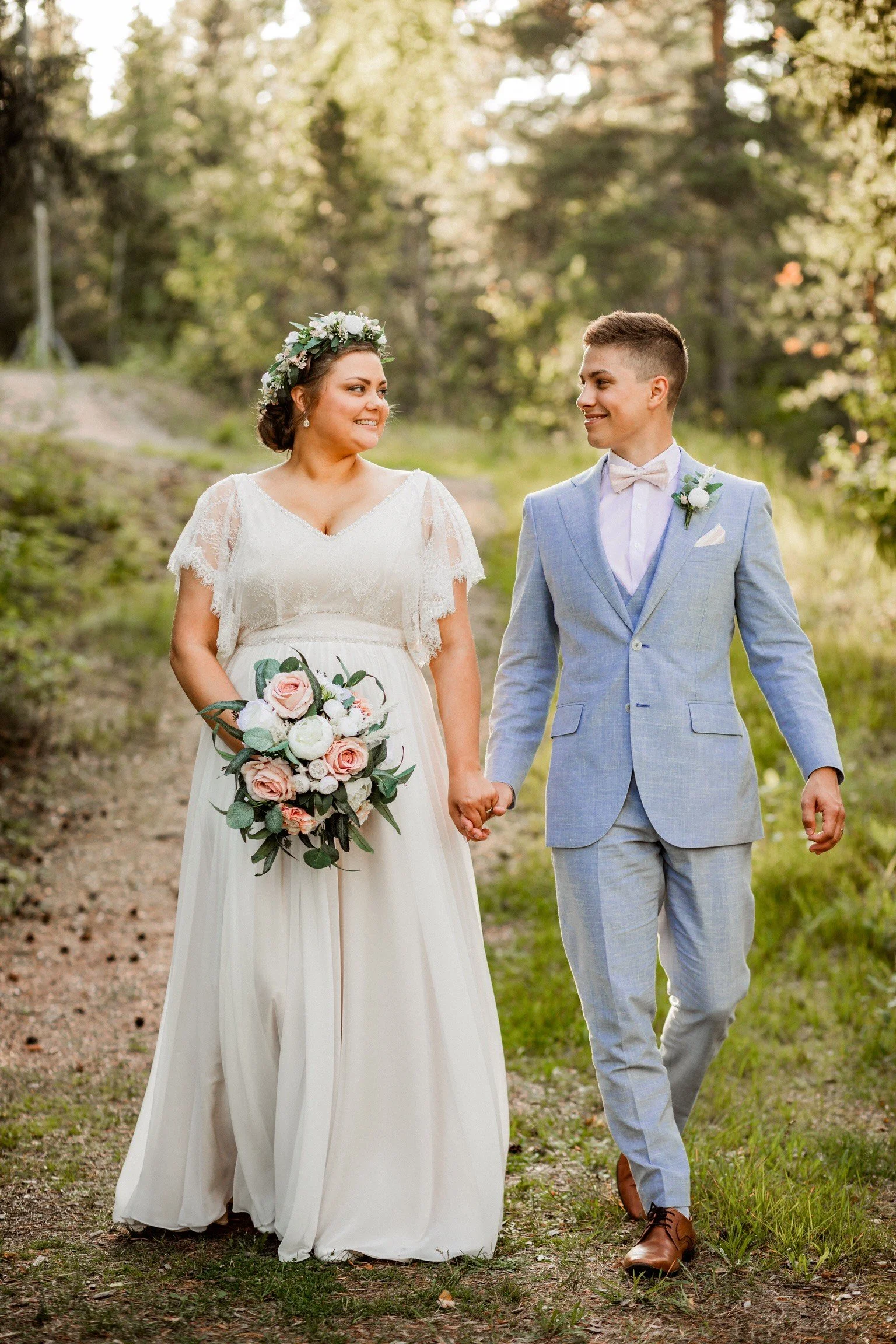  Mia  https://viktoriaphotography.com  