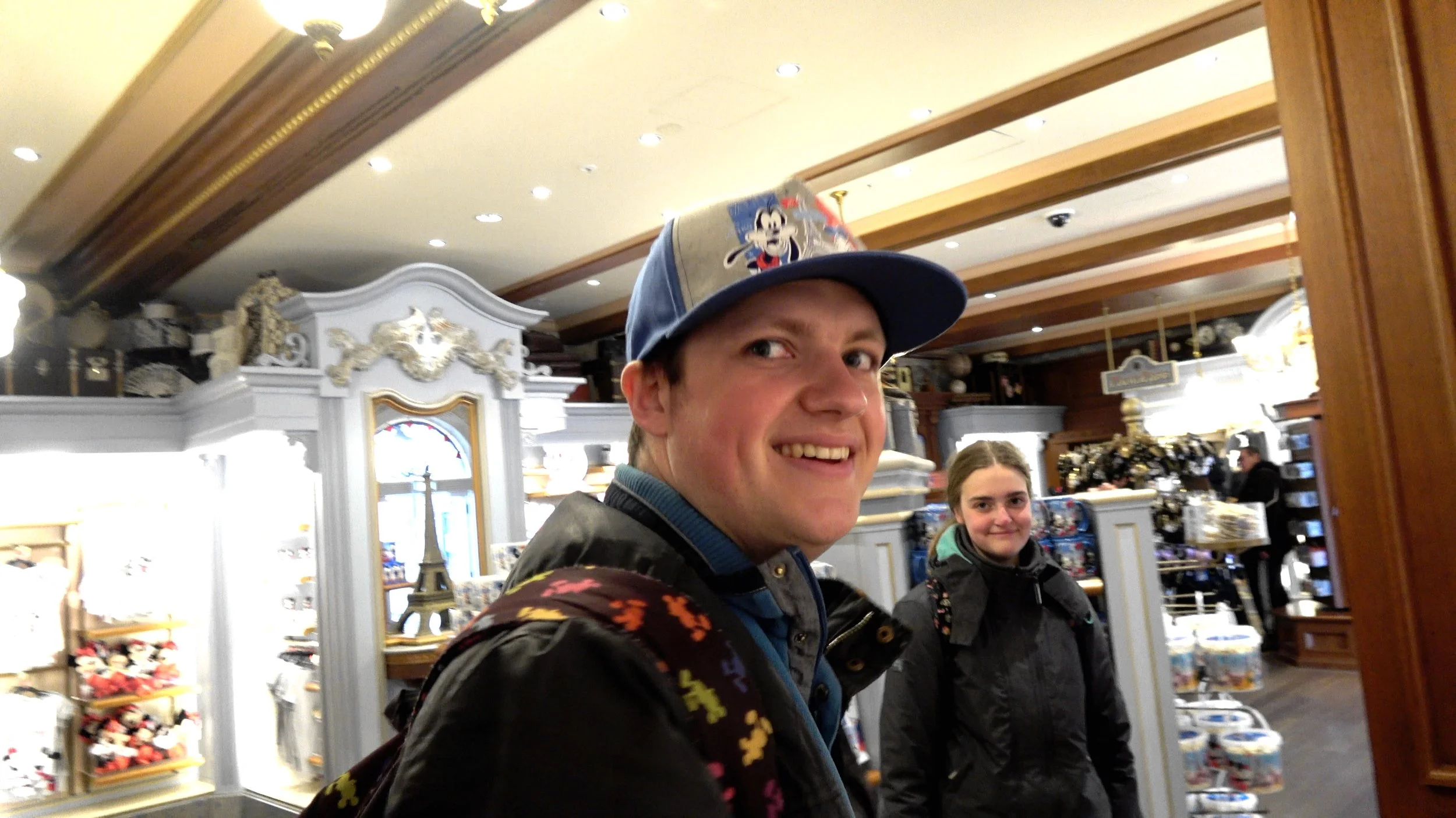 Good Morning it's shopping time at Disneyland Paris.jpg