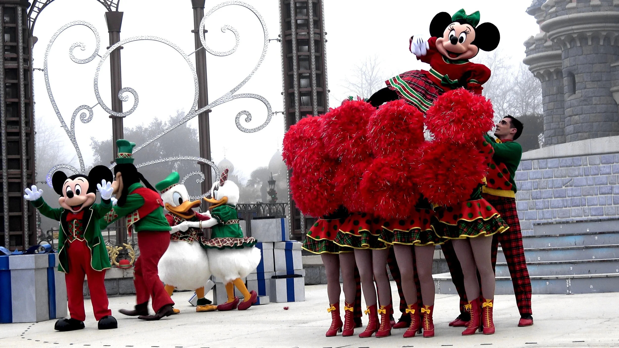 A Merry Stitchmas at Disneyland Paris.jpg
