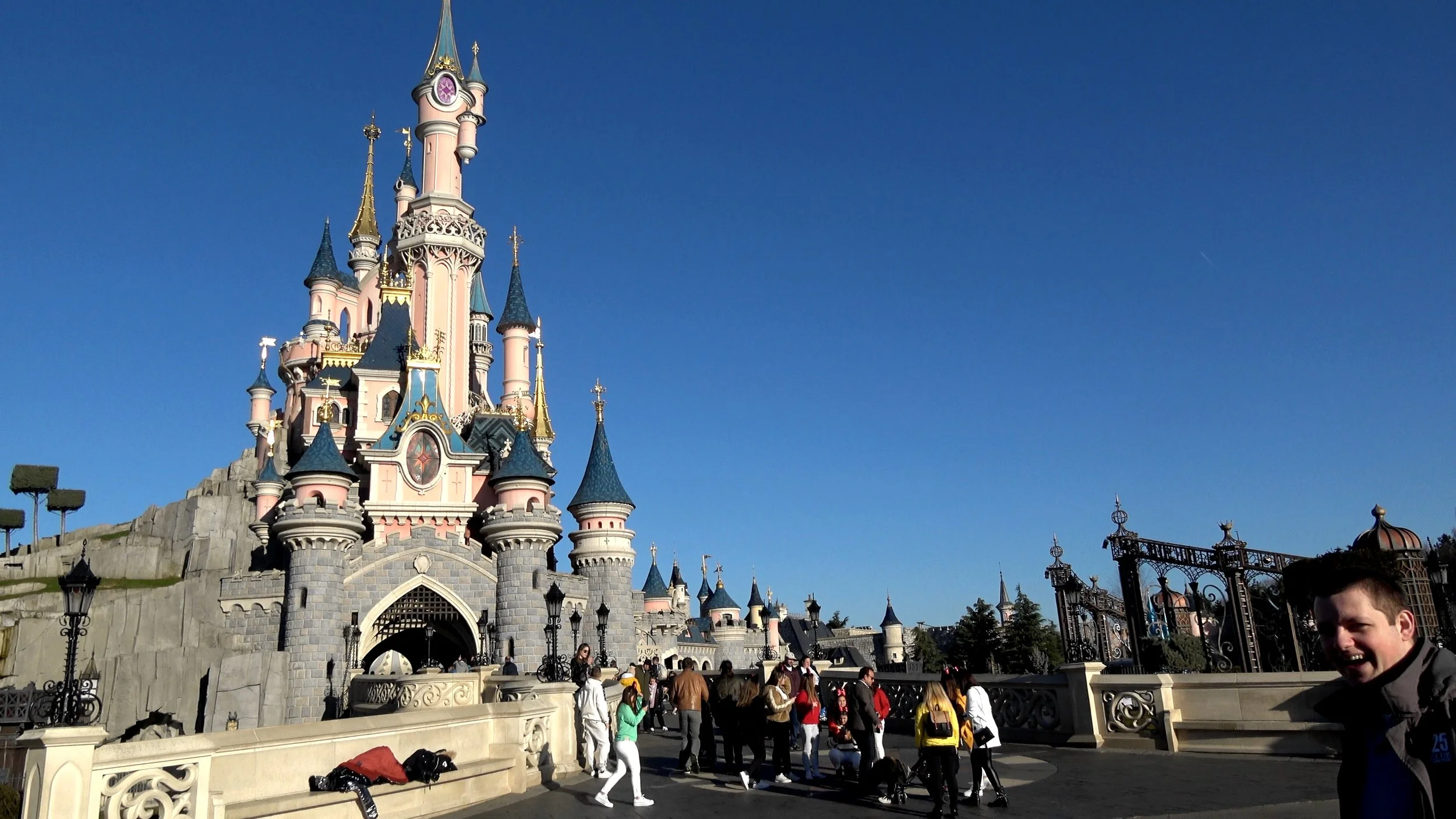 Do not wake up the Dragon at Disneyland Paris.jpg