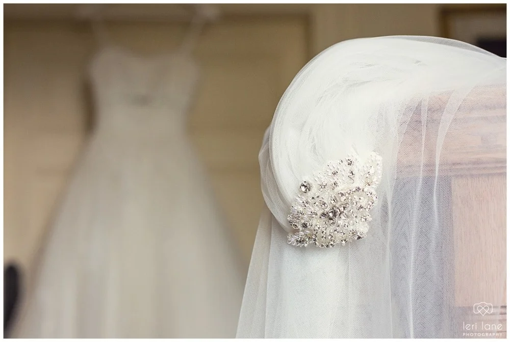 jodie-adam-walcott-walcot-unique-venue-hall-spring-wedding-shropshire-wedding-photogarpher-leri-lane-photography-9