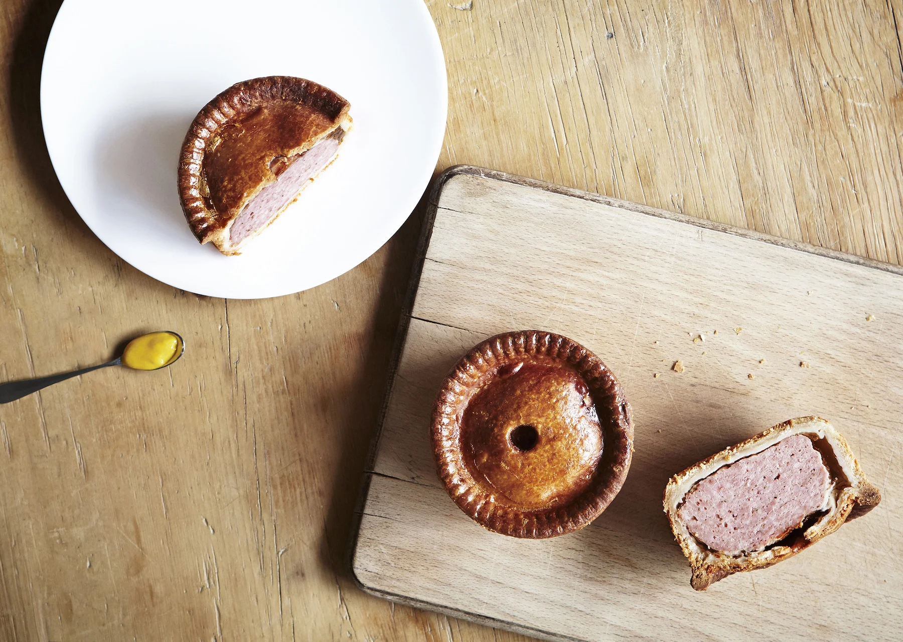 03-icon-artist-management-katie-hammond-angus_butchers_homepage_porkpies.jpg