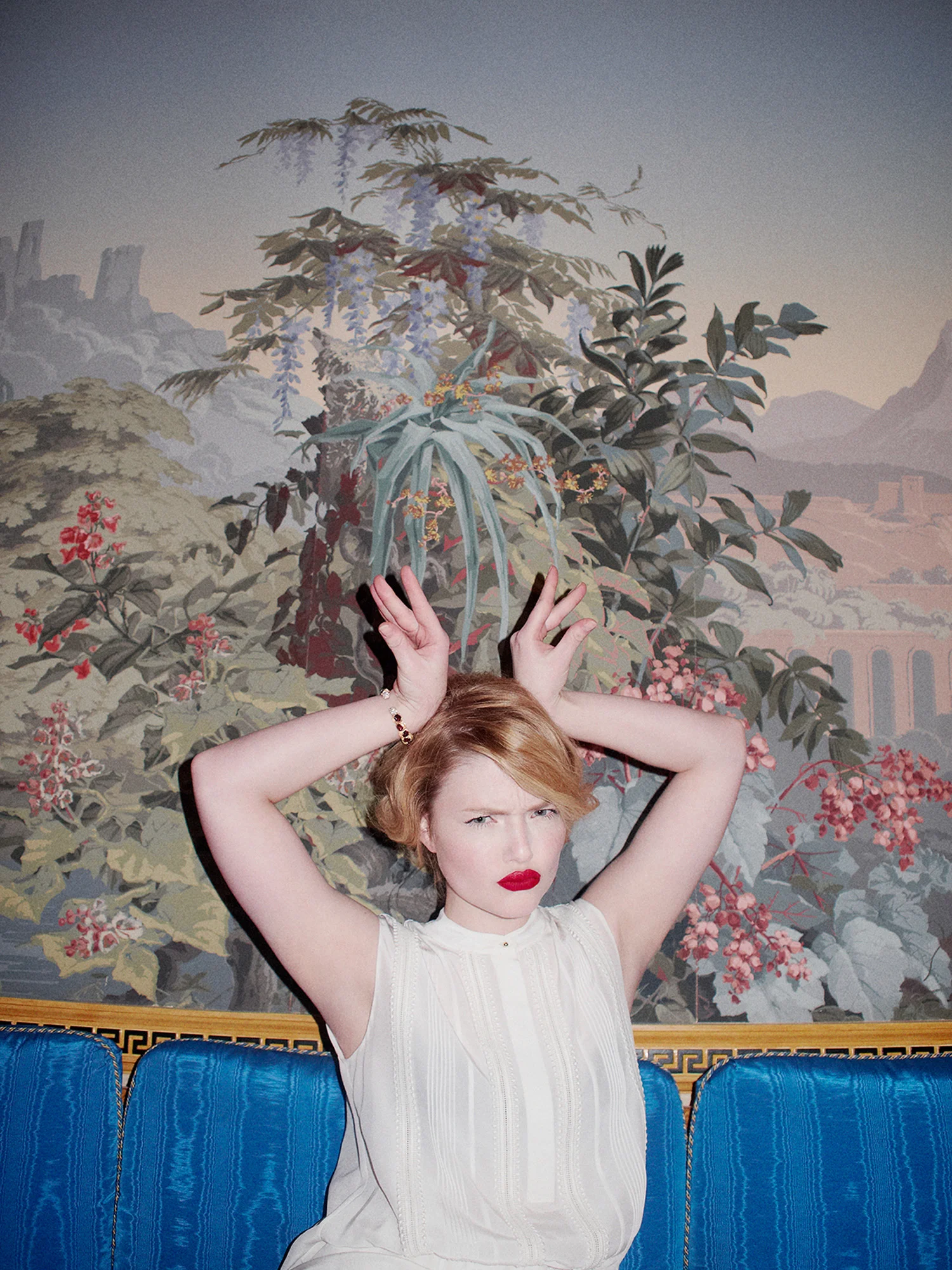 023-icon-artist-management-kristin-vicari-portraits-holliday-grainger3.jpg