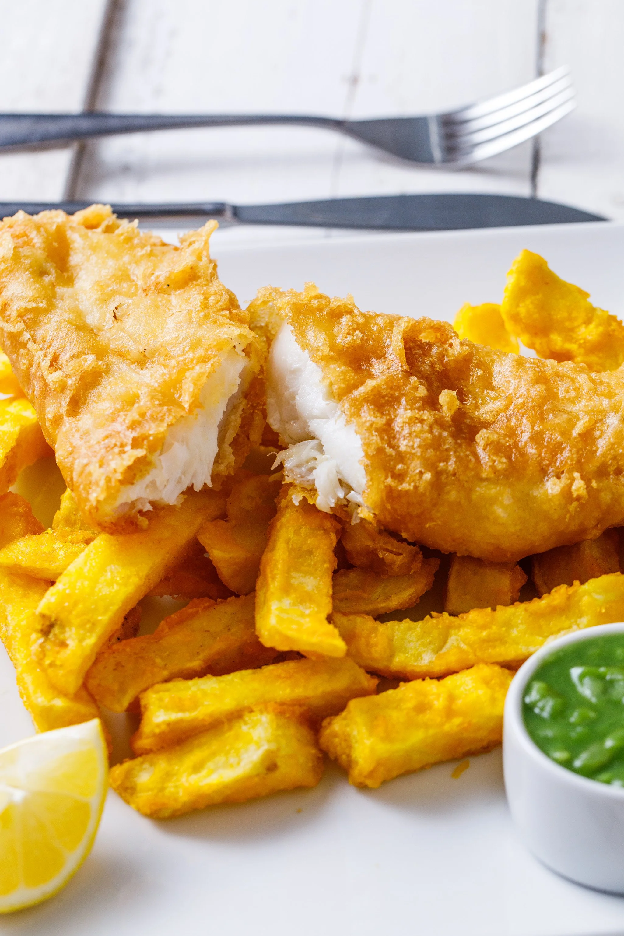 Fresh Fish &amp; Chips and Takeaway Food in Sedgley