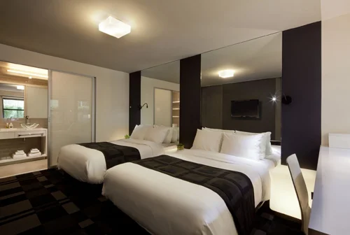 doubleBedLarge.jpg
