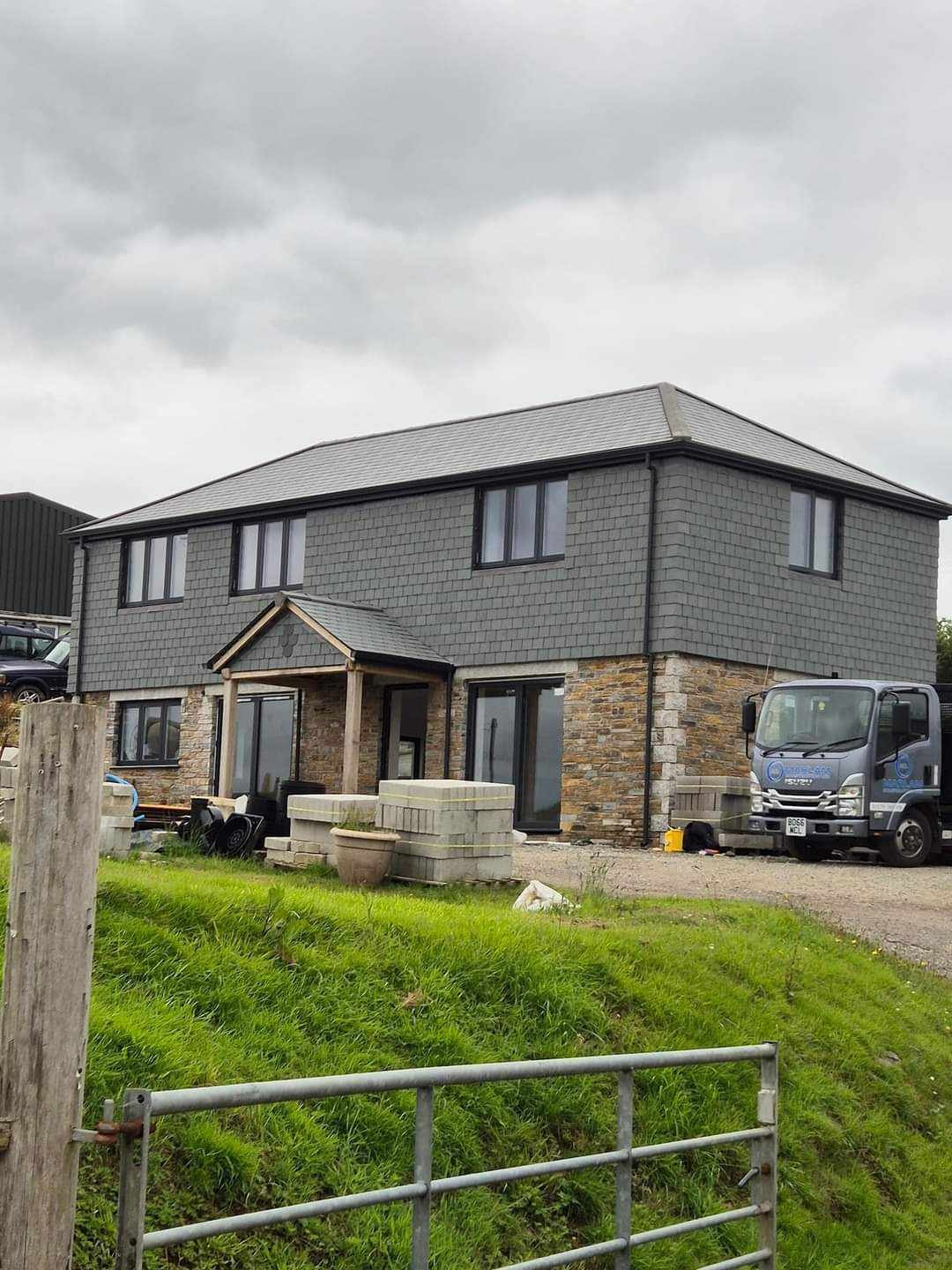 Seamless aluminium guttering supplied and installed by South West Guttering Services.