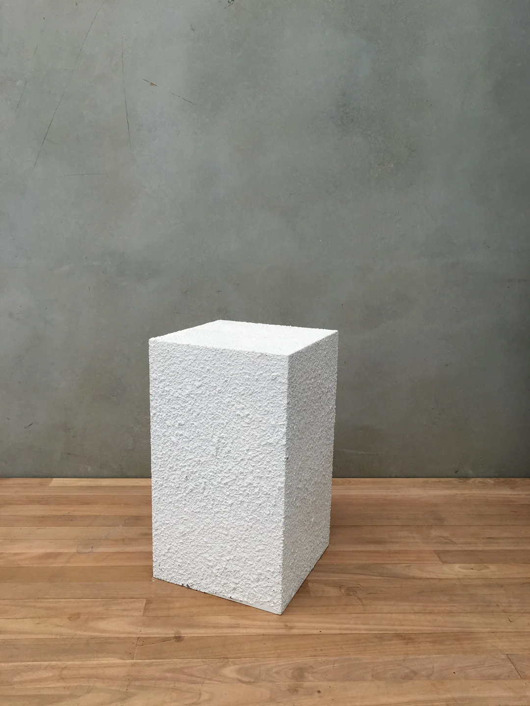 400 X 400 X 700 TEXTURED WHITE