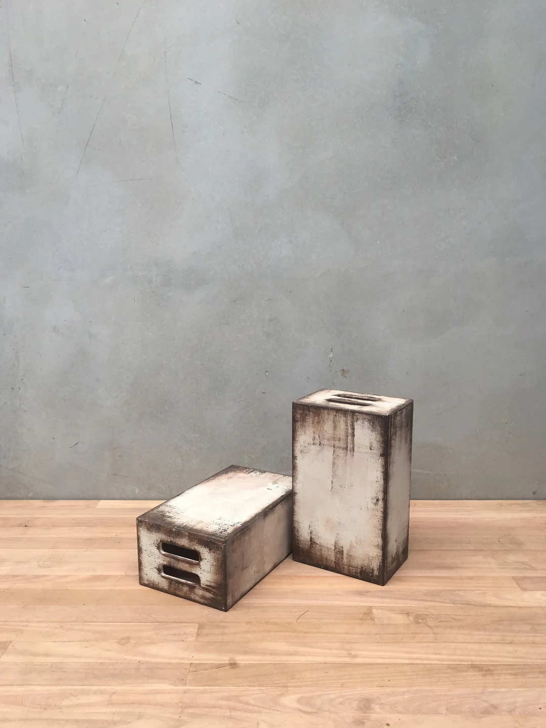 300 X 200 X 500 FULL APPLE BOXES RUST / BEIGE