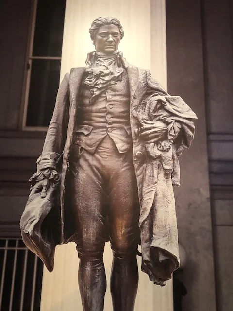 Just how I like to think of him: young, scrappy and hungry. And super swoon worthy! Give it up for the Ten Dollar Founding Father.