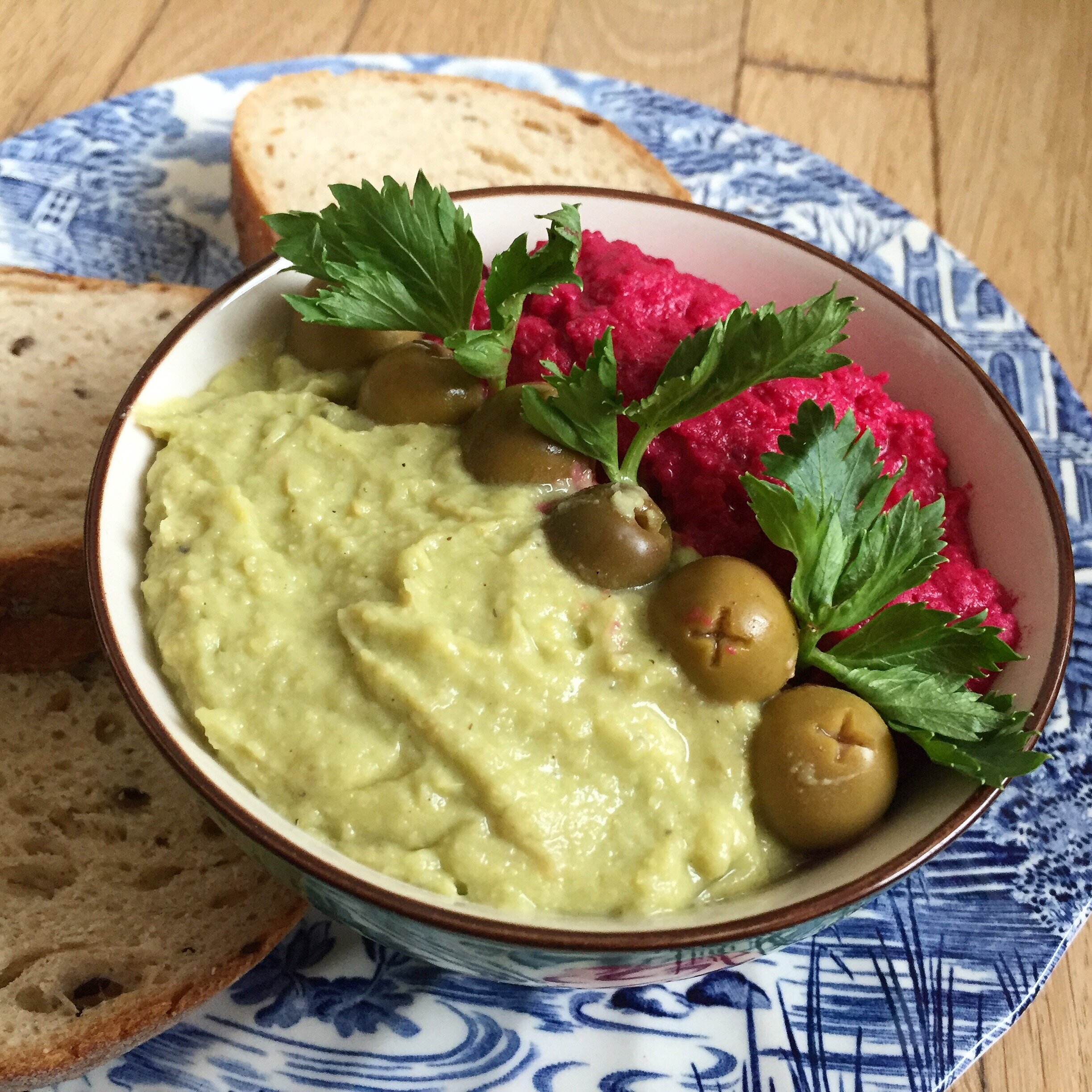 Три варианта за домашно приготвен хумус