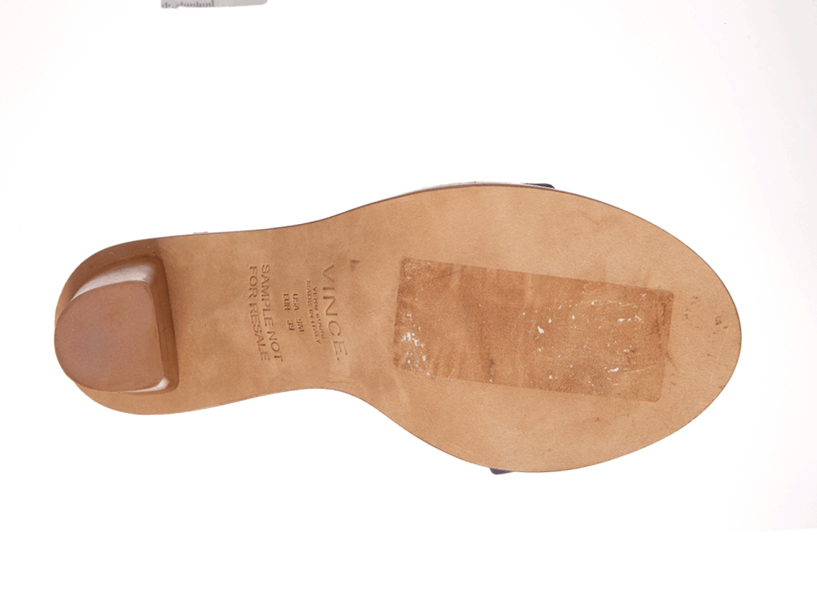 Before and after of a shoe that needed to look like it was never worn.