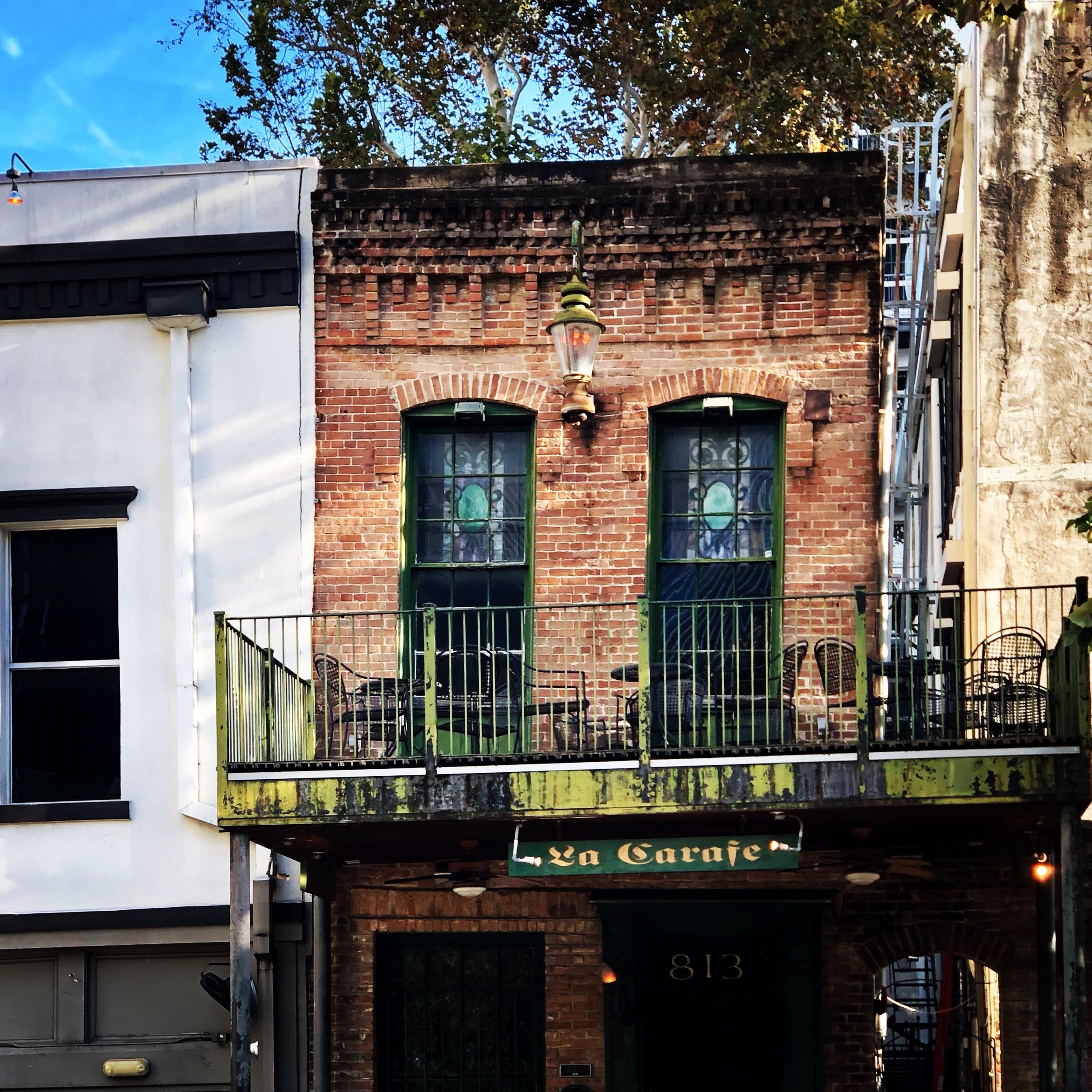 Formerly the Kennedy Trading Post - La Carafe sits in the oldest commercial building in Houston and still rests on its original foundation. Kennedy - a baker - came to Houston from Ireland in 1842 and had the building constructed in 1860. Still very