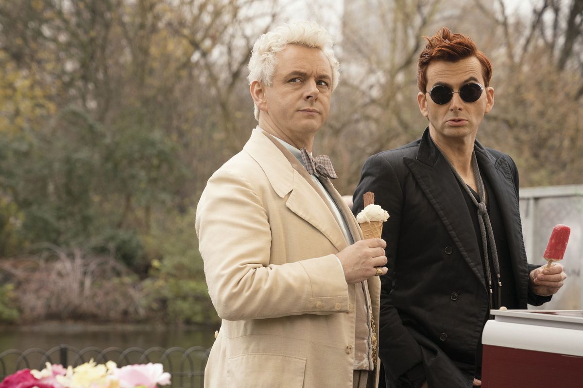 Michael Sheen (Left) as the angel Aziraphale and David Tennant (Right) as the demon Crowley.