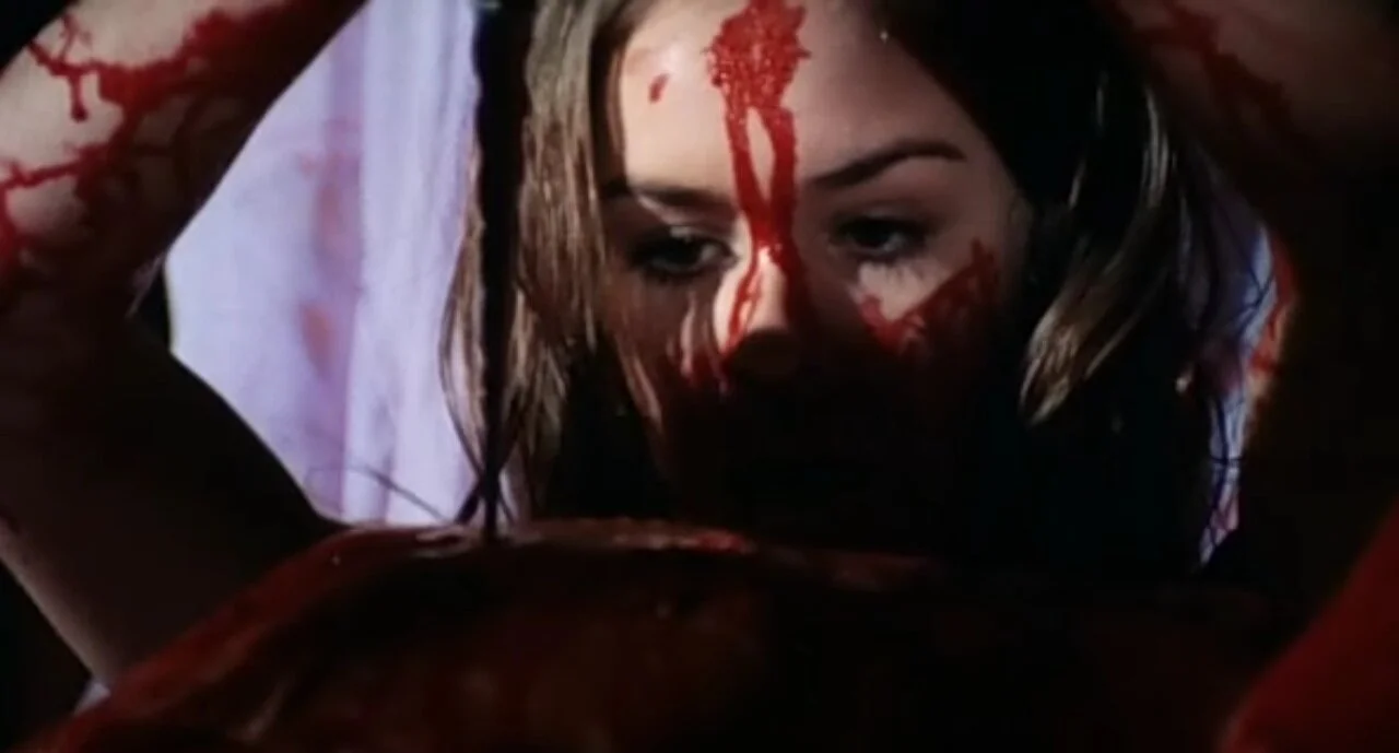 The Blood Spattered Bride (1972)
