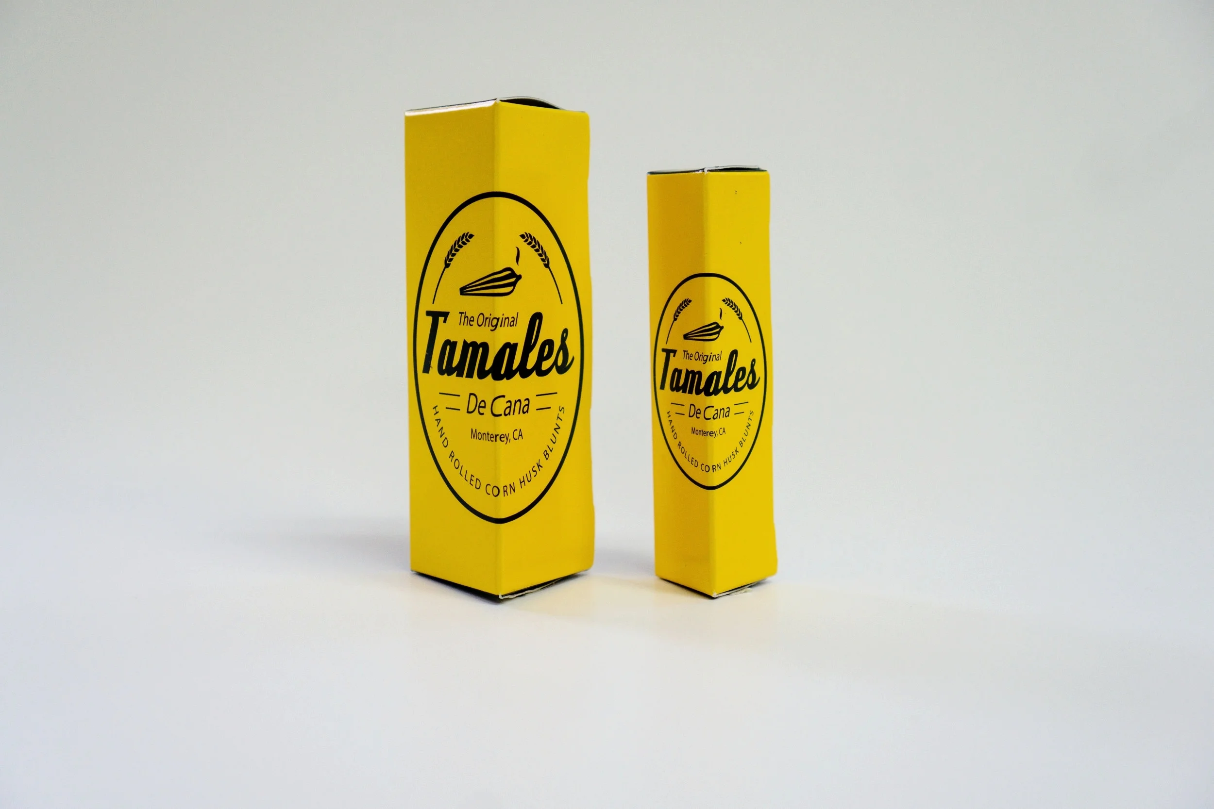 Perfect packaging option for single joint sales. Protects the joint from light, breakage, and direct handling while providing room for company and product information to be distinctly displayed.