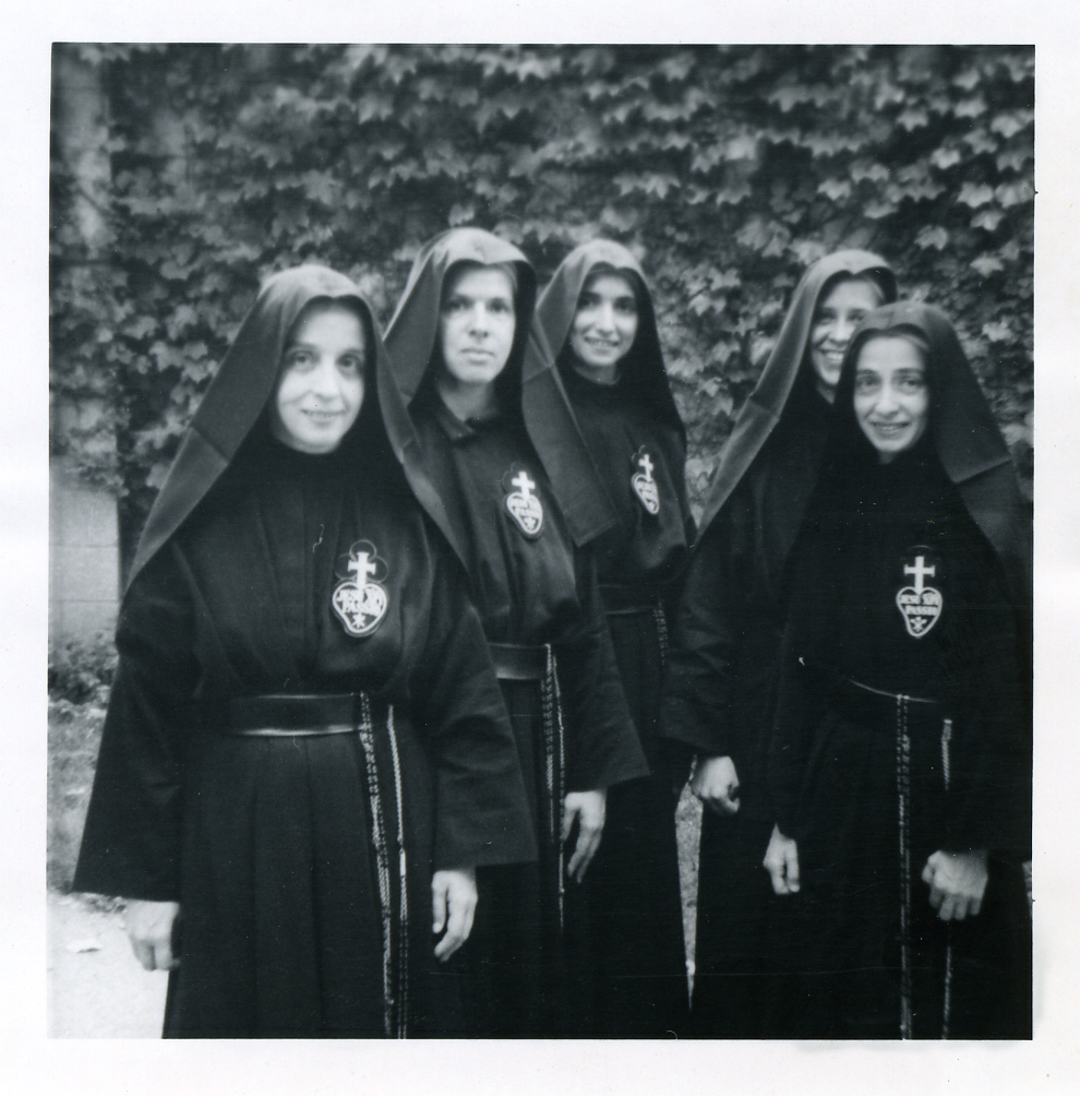 Our History — Passionist Nuns