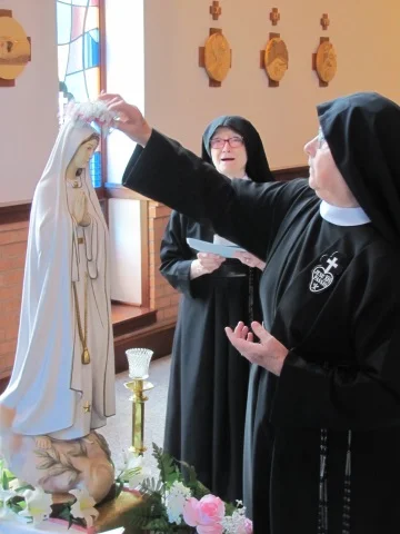 Our Lady of Fatima - Crowned Queen of our Monastery