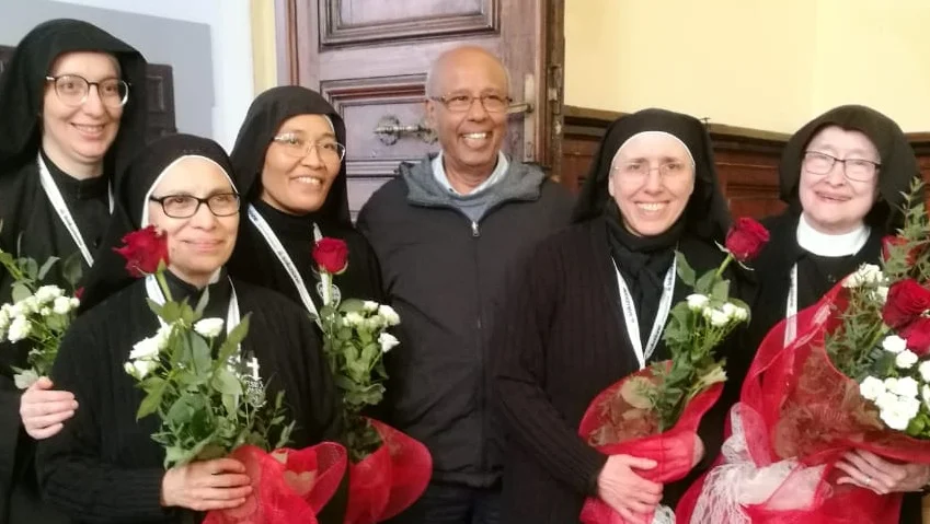 Sr. Luzia Daniela Almeida, Mother Ana Maria Cabañas, Sr. Maria Martina Naiman, Fr. Joachim Rego (Superior General of the male Passionists), Mother Gertrude Poggio, and Mother Catherine Marie Schuhmann.