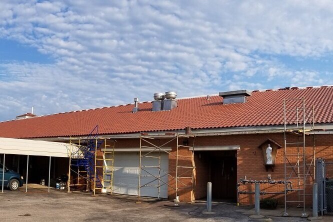  A view of the completed north roof of our work wing 