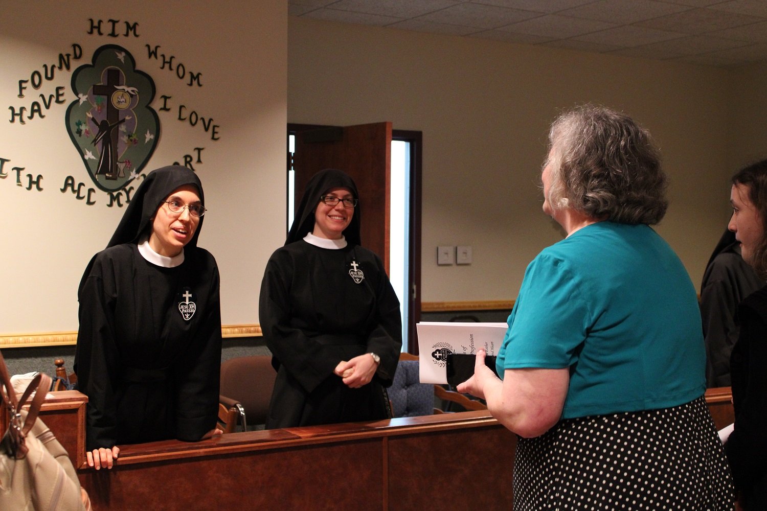  Sisters Mary Andrea and Maria Faustina greet guests 